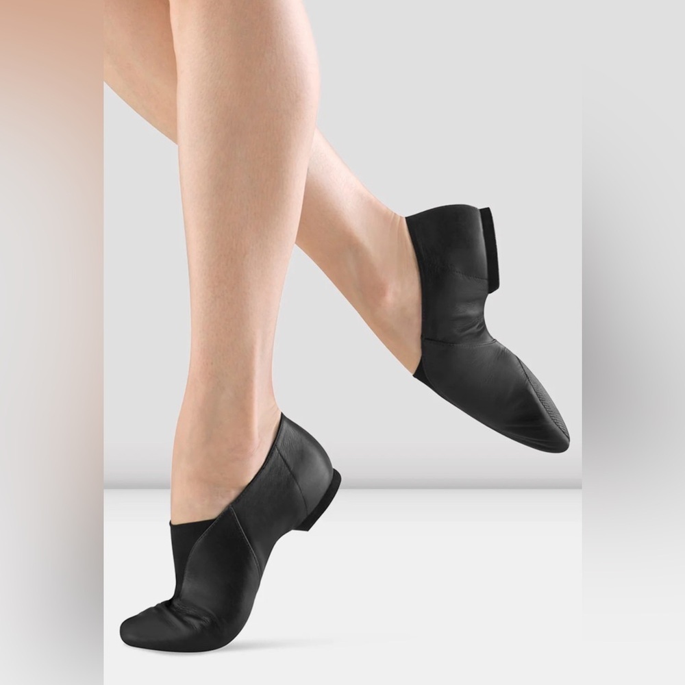 Bloch Leather Black Ladies Super Jazz Slip On Jazz Shoes size 7.5